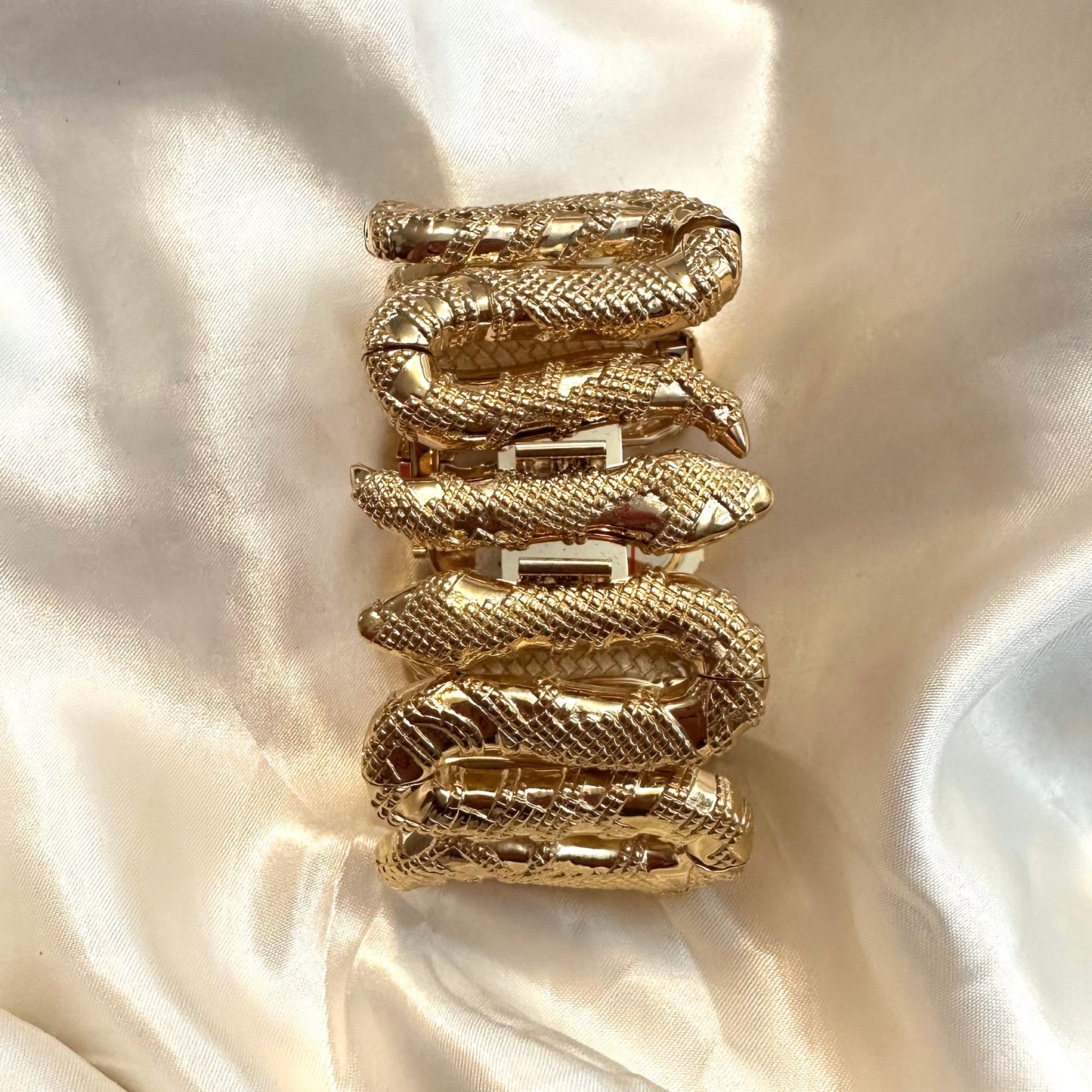 ❤️🔥 Roberto Cavalli Gold Snake Watch