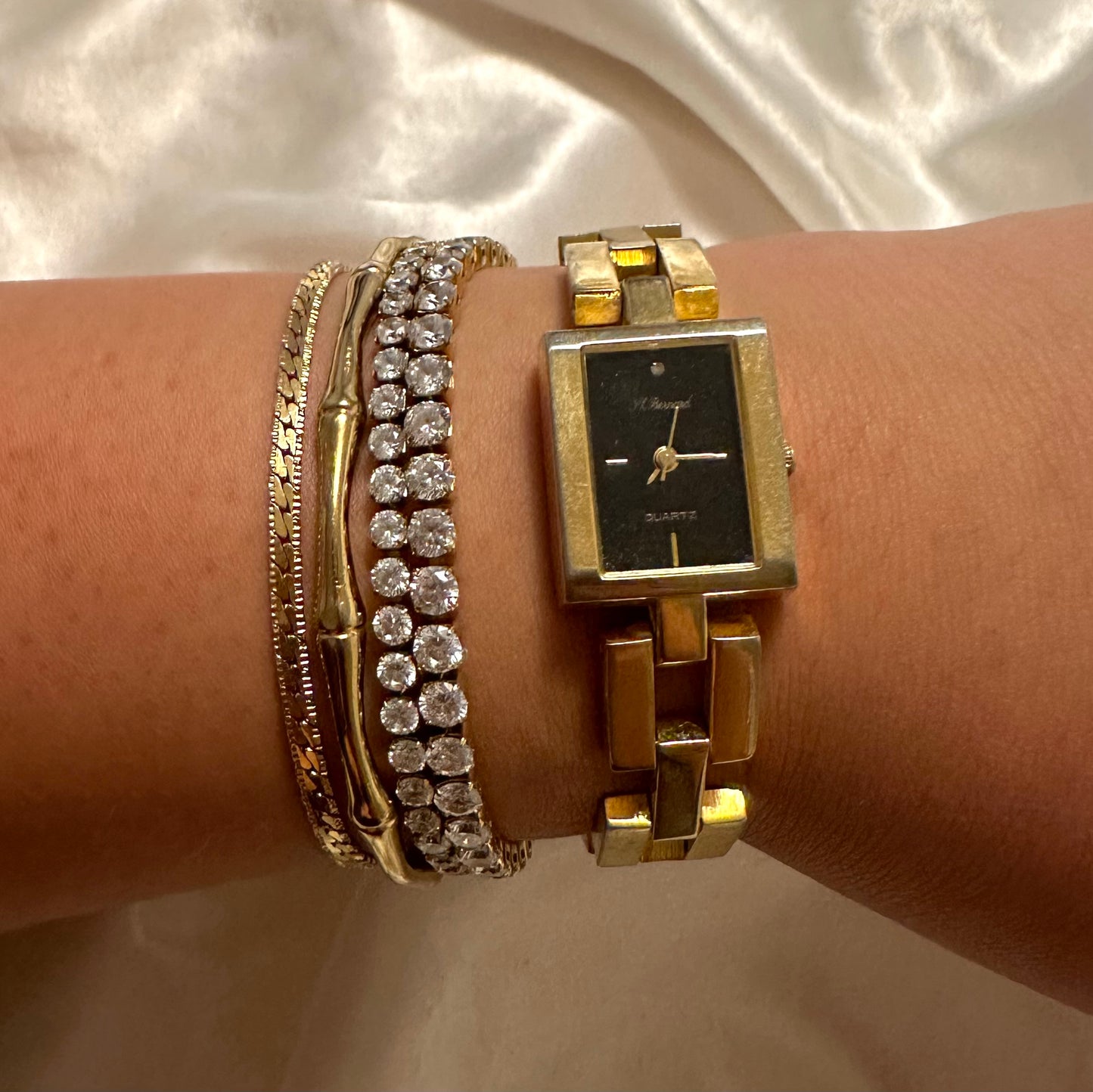 🖤 Gold Rectangular Face