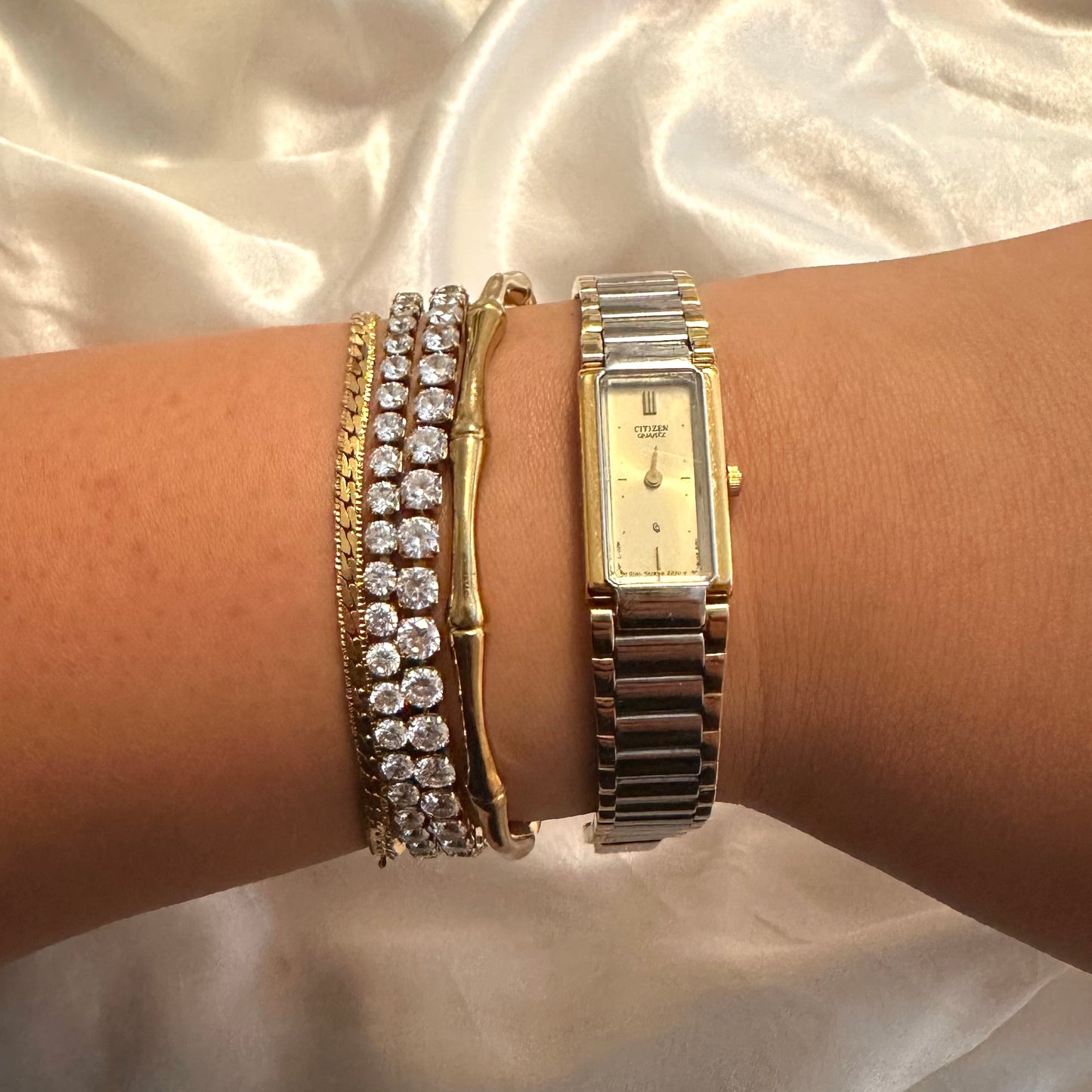 🩶💛 Dainty Two Toned Rectangular Face