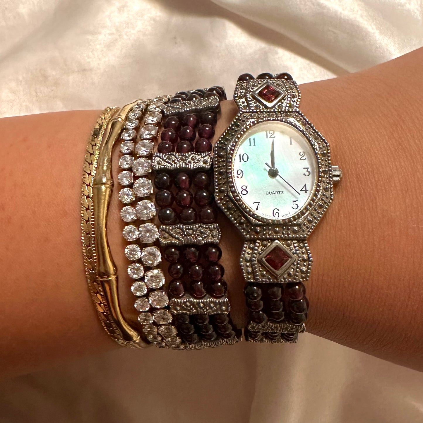 🍒 Burgundy Beaded Iridescent Face Watch & Bracelet Set