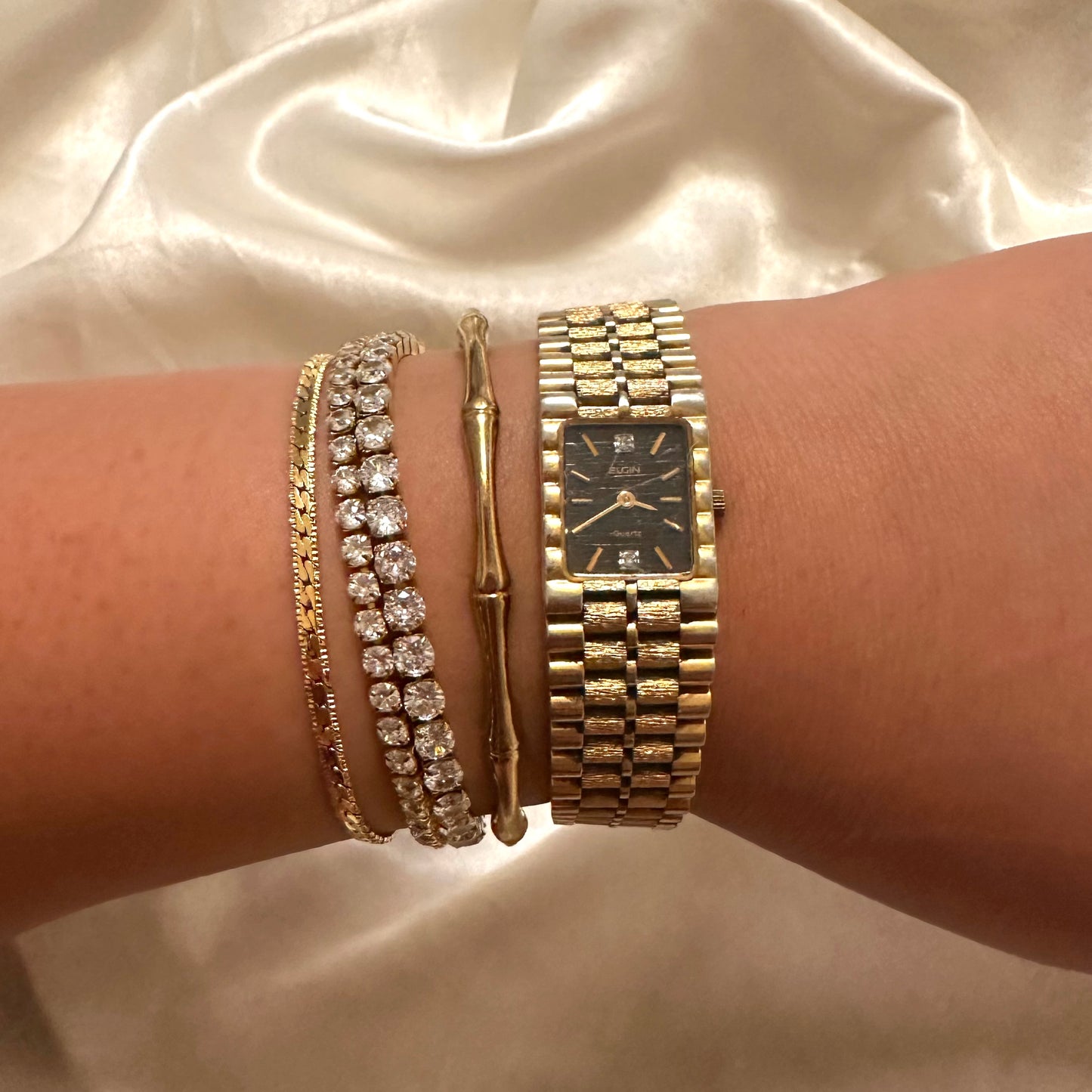 💛🖤 Gold Rectangular Face