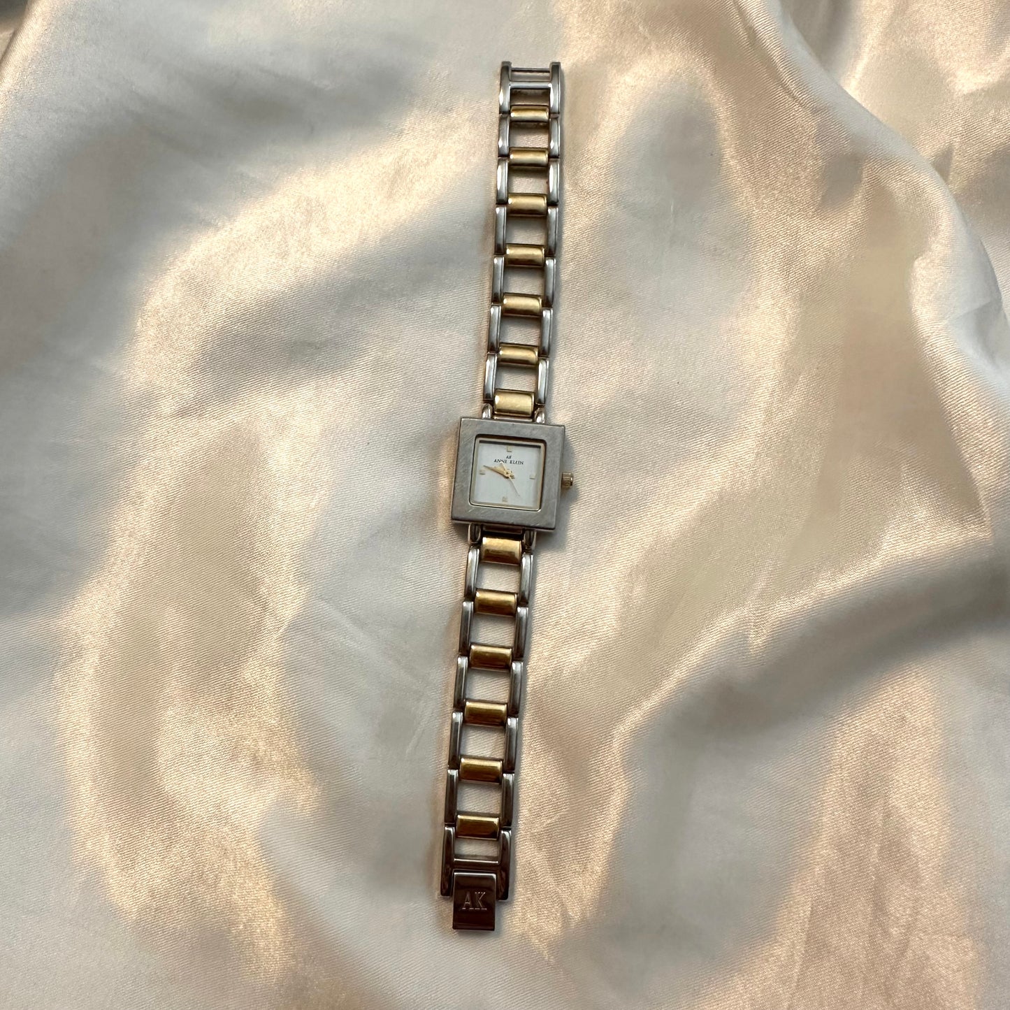 🪩💛 Classic Two Toned Square Face