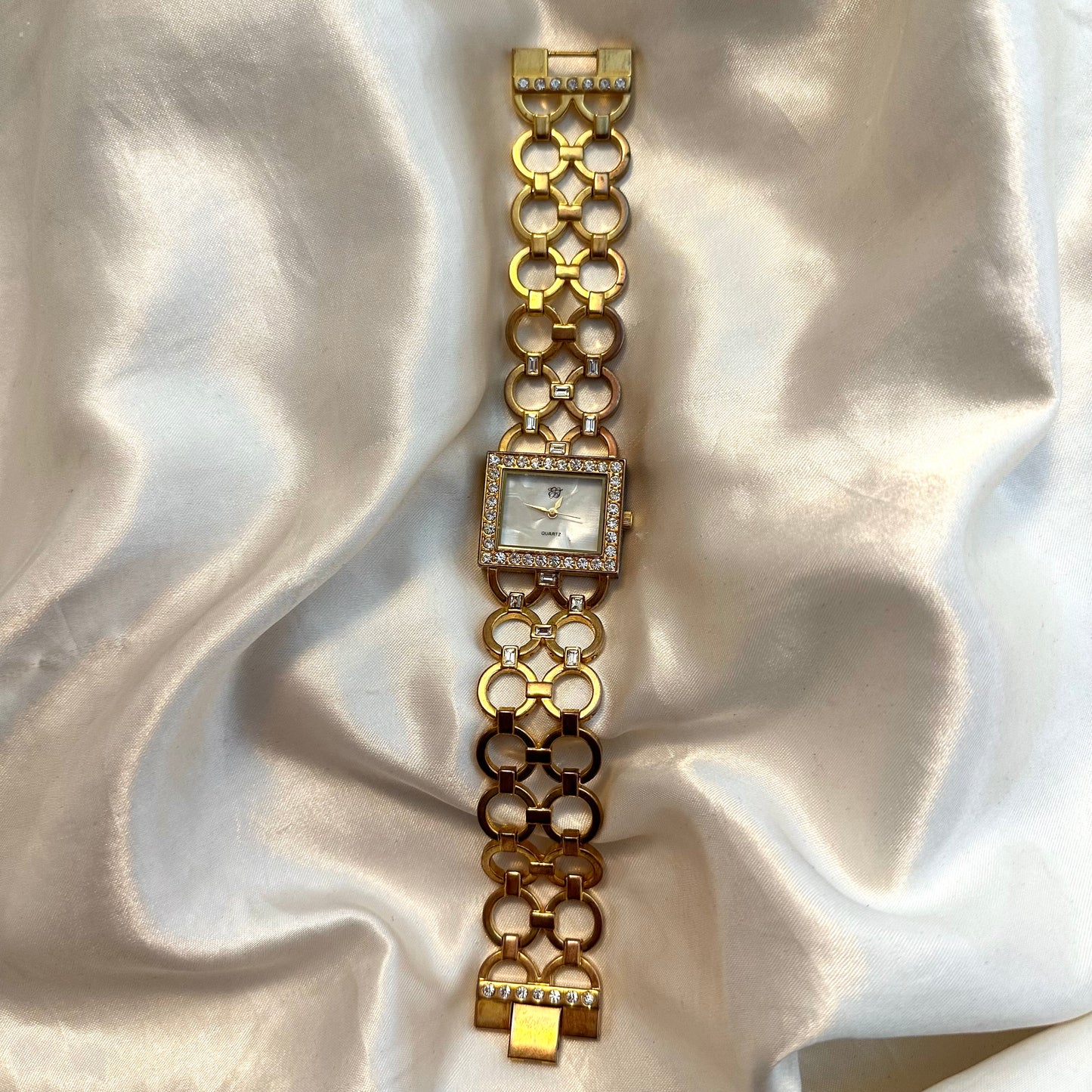 💛 Gold Diamanté Square Face