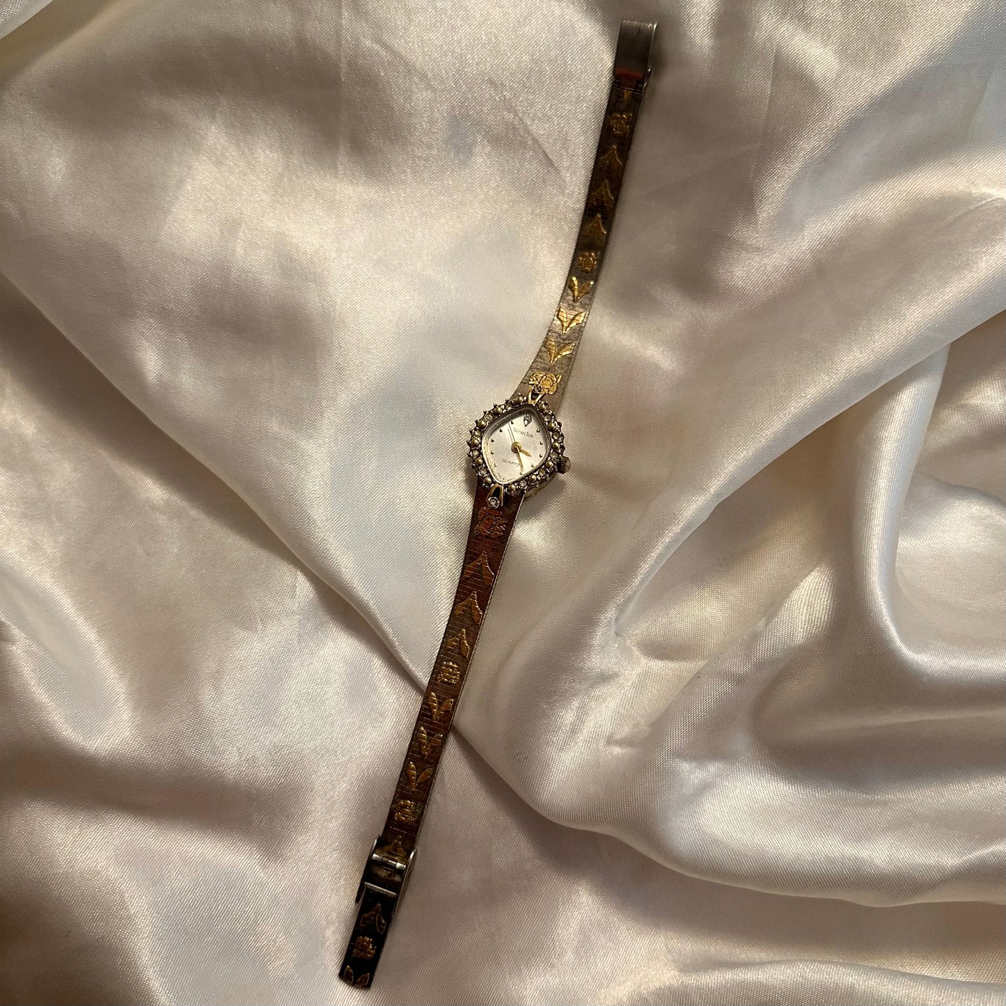 🩶💛 Two Tone Rounded Diamond Face