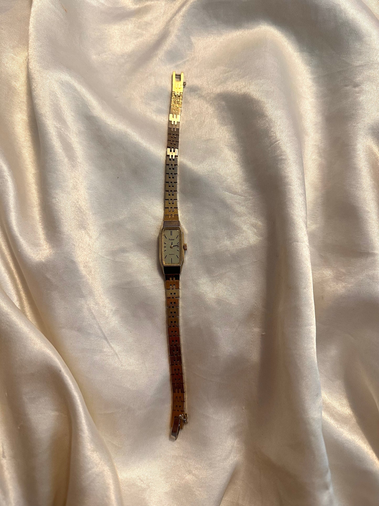 ⭐️Rectangular Gold Face