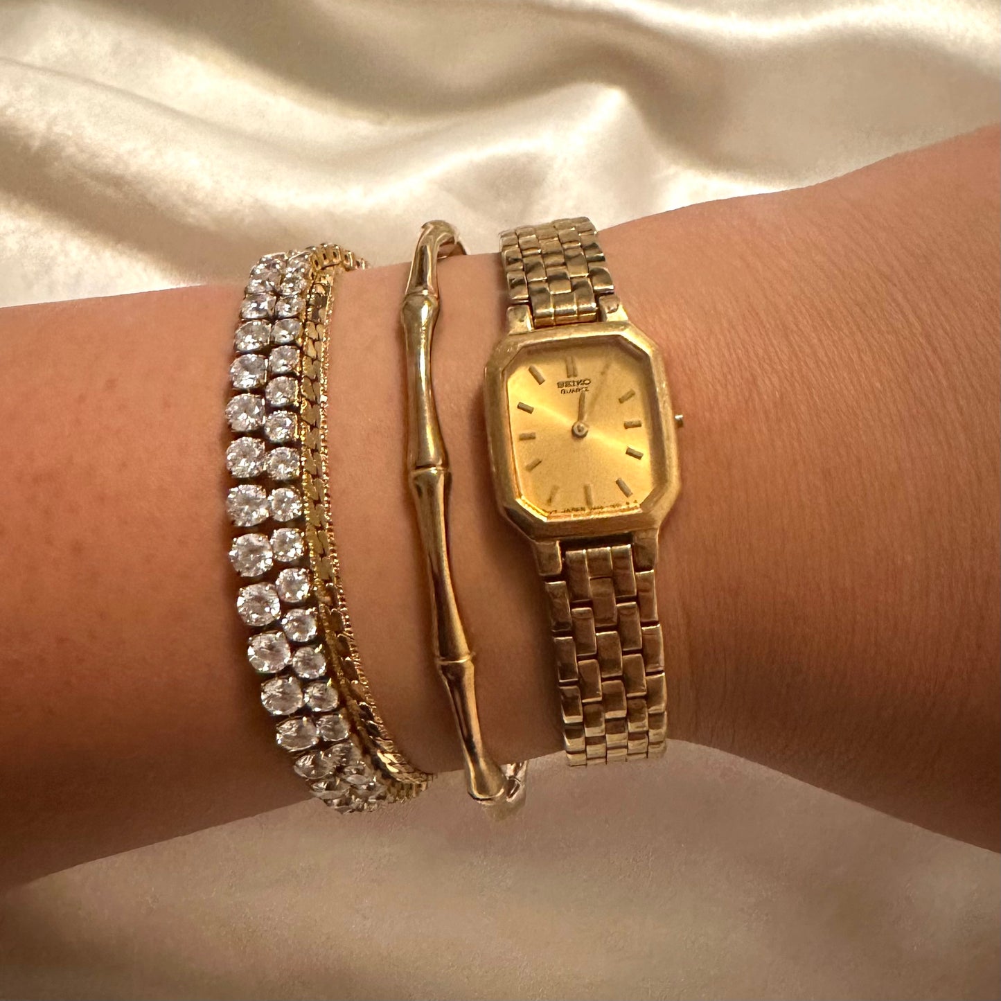 ⭐️ Dainty Gold Seiko