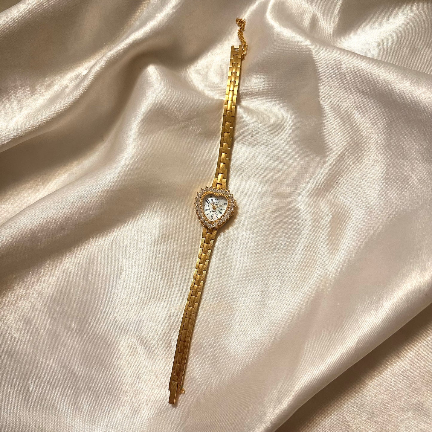 💛 Diamanté Gold Heart Face