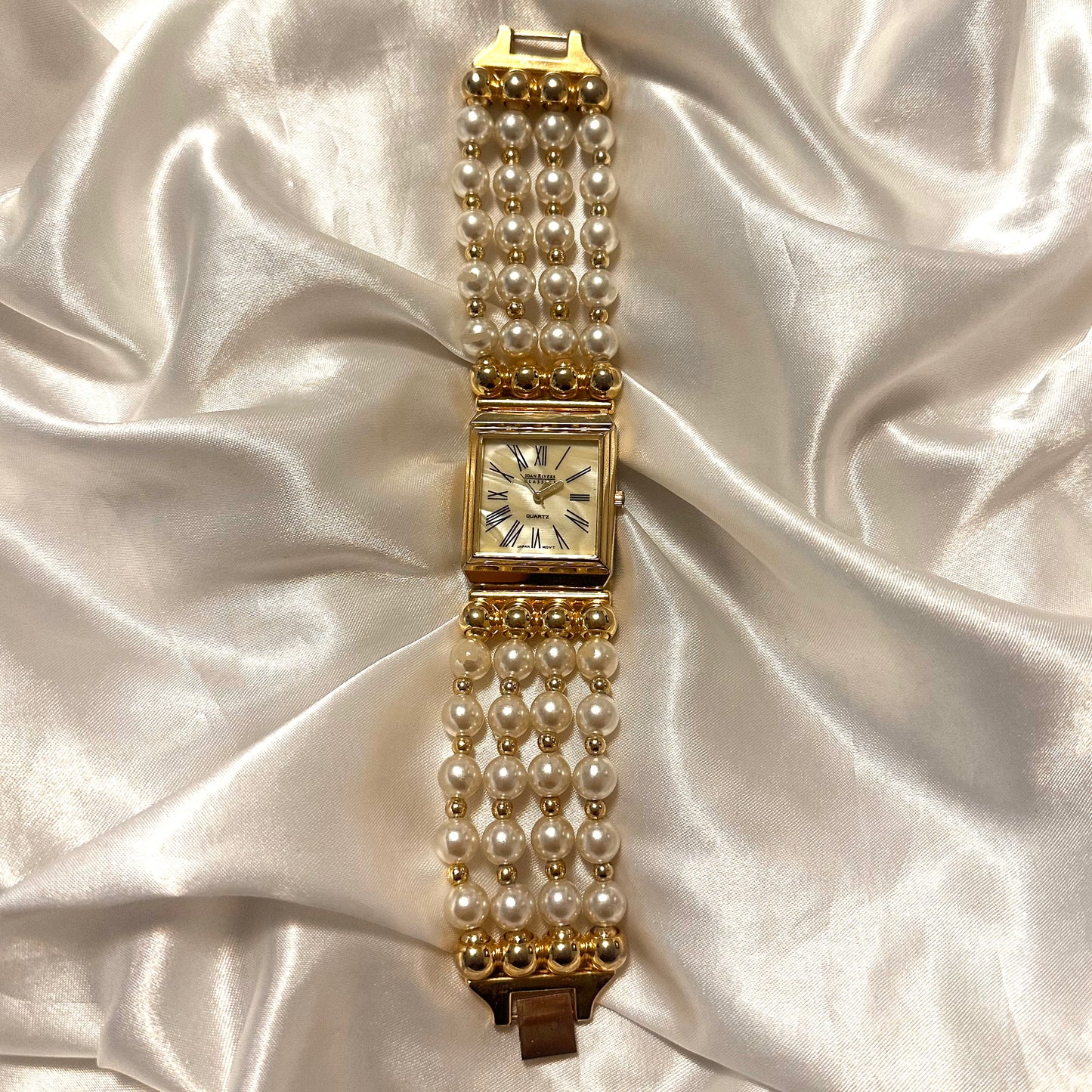 🤍 Pearl Gold Watch