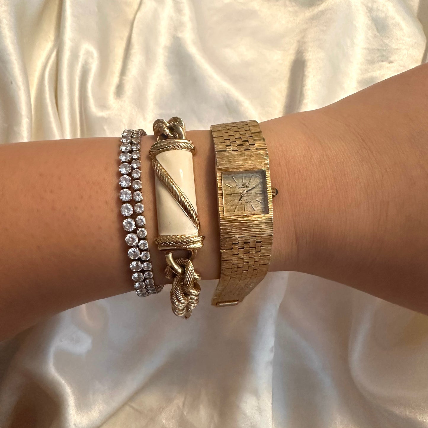 🤍 Chunky Gold Braclet