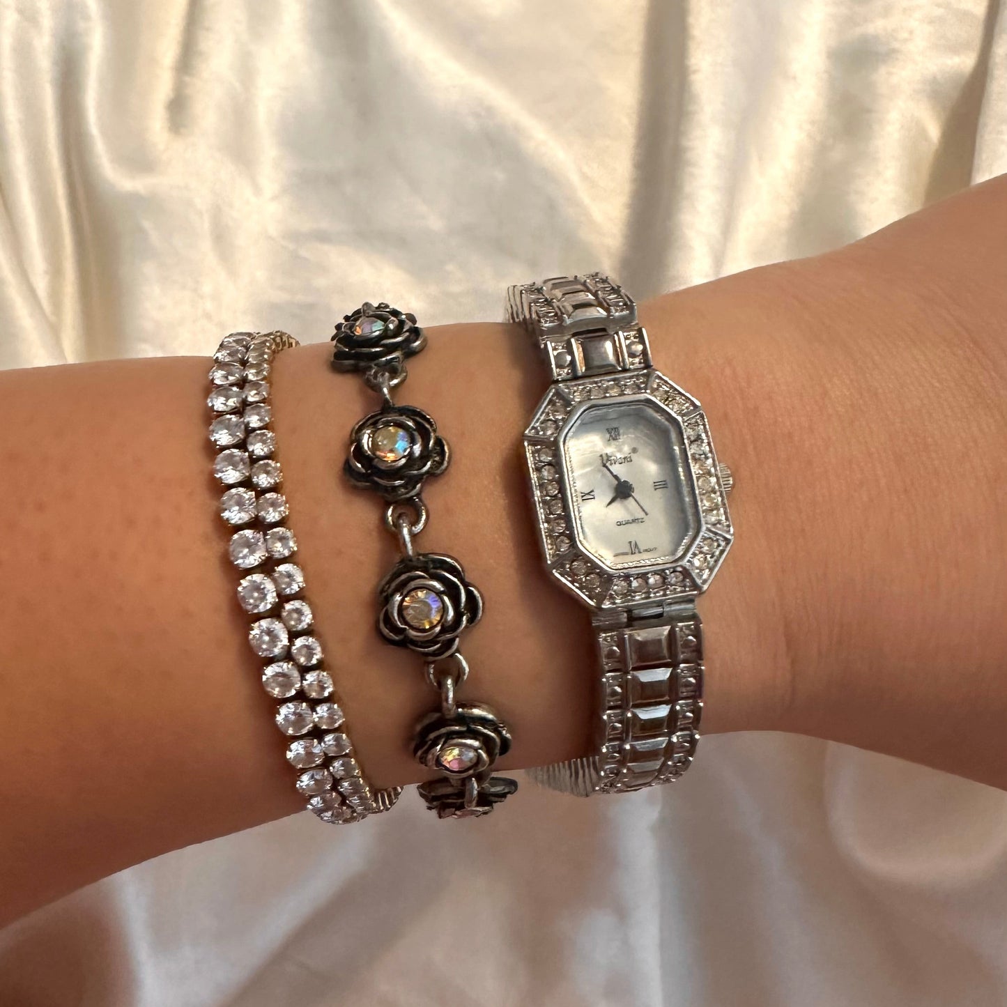 🌹 Rose Bracelet