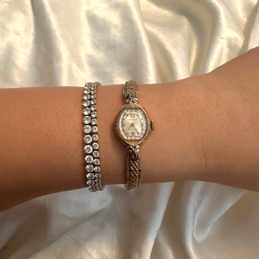 🌟 Gold Dainty Cocktail Watch
