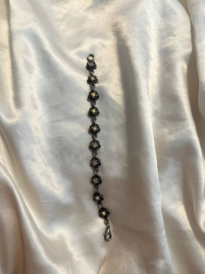 🌹 Rose Bracelet
