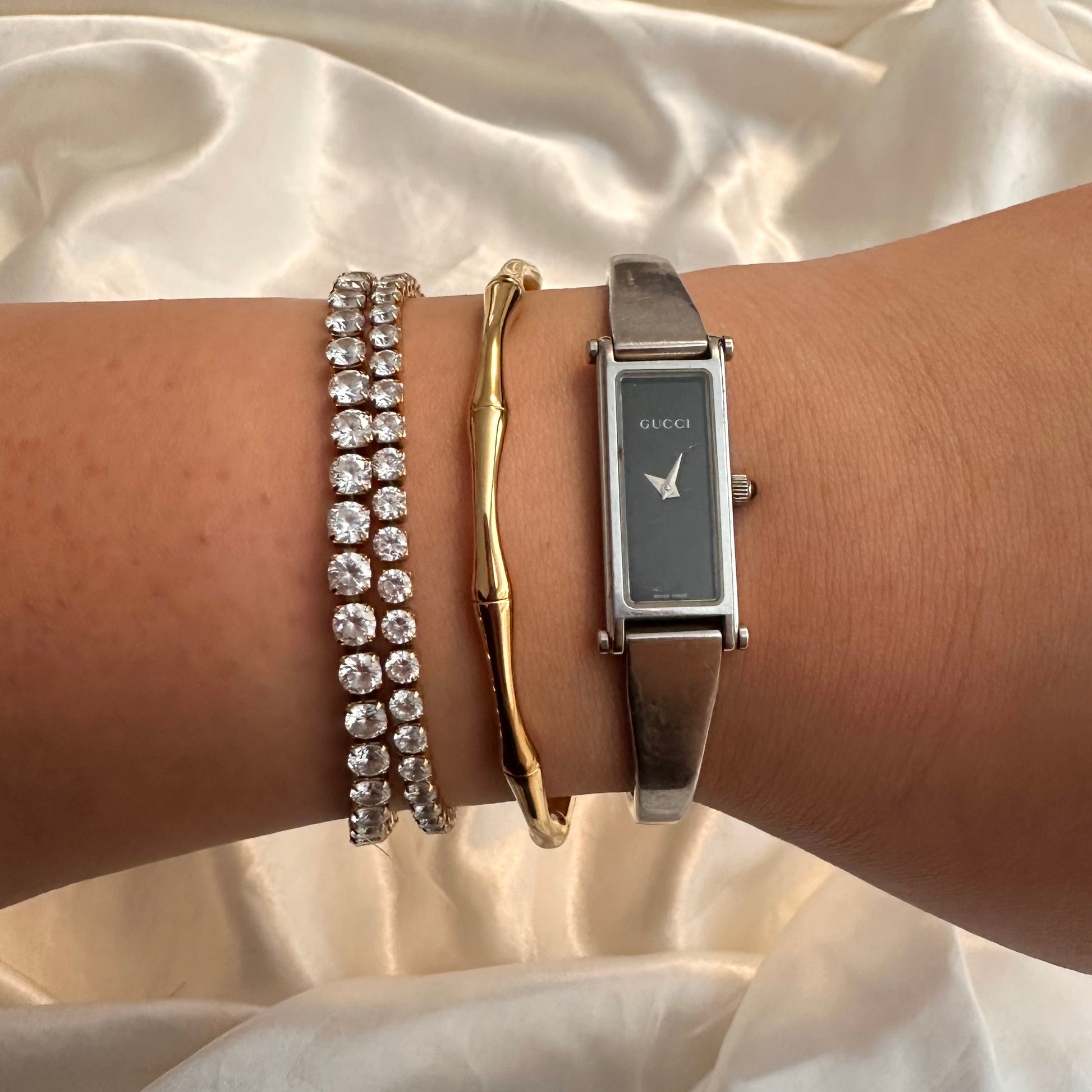 🩶Silver Gucci 1500 Rectangular Face - Main Image