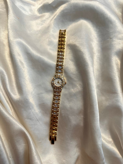 💛 Diamanté Round Face